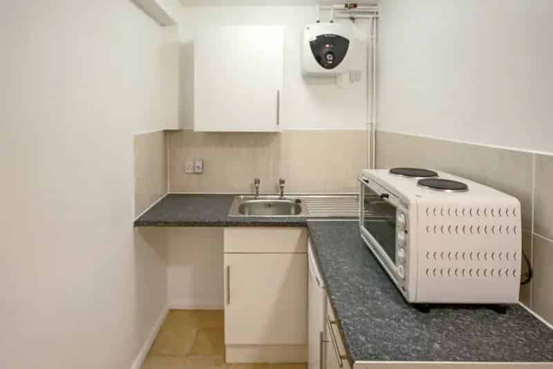 Flat To Rent Available 06 2025
