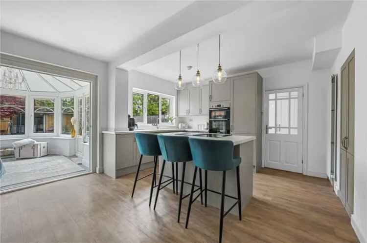 4 Bed Detached House for Sale