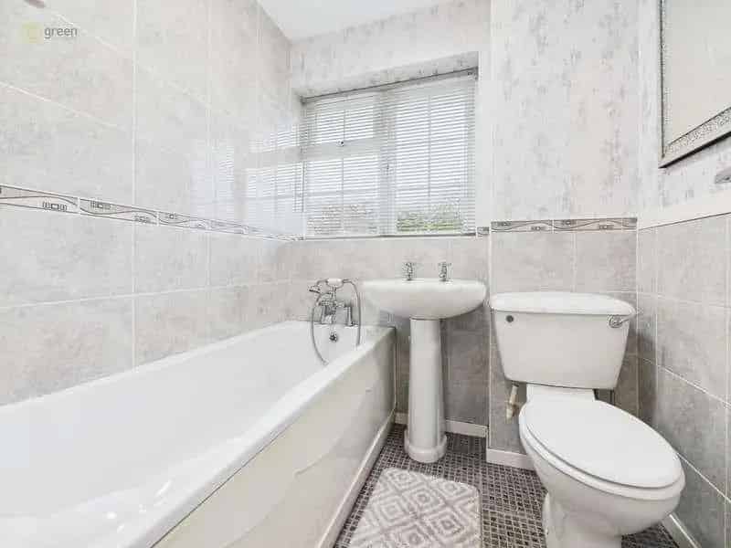 3 Bed Detached House For Sale New Hall Estate