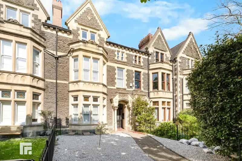 1 Bedroom Apartment for Sale in Pontcanna