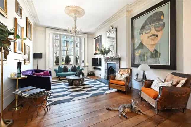 Flat for Sale in Kildare Gardens London W2 1344 sq ft Private Garden