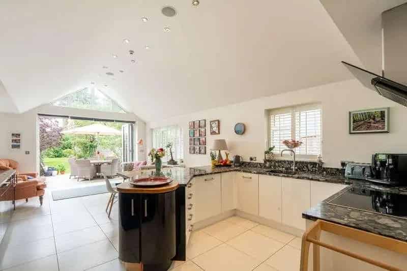4 Bed House for Sale in North Oxford