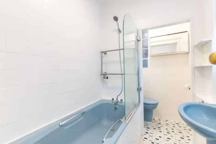 2 Bed Flat for Sale near Westbourne Grove