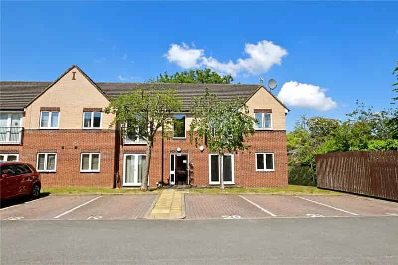 Flat For Sale , Leeds, England