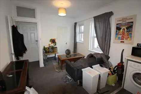 1 Bed Flat Southampton 18m² Available June 25