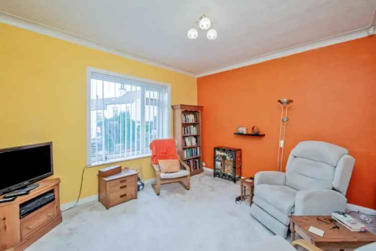 3 Bedroom Detached House for Sale - No Chain