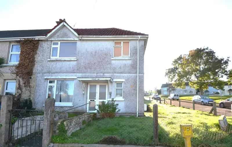2 Bedroom End Terrace House for Sale