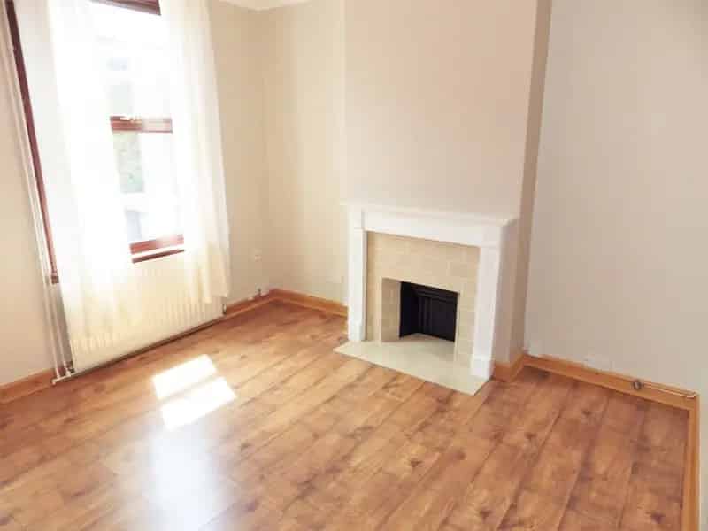 2 bedroom House
 To Rent