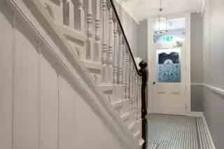 Luxury 2-Bedroom Furnished Apartment Near QUB and City Hospital