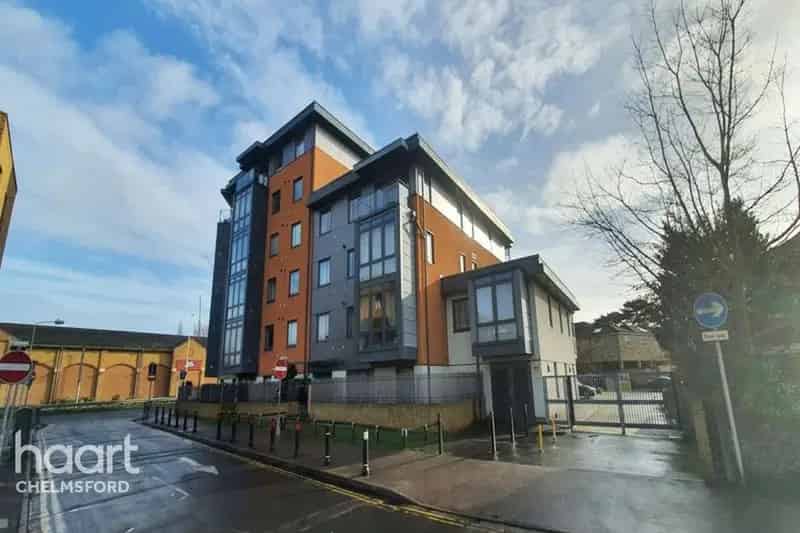 2 Bedroom Apartment for Sale - No Sale No Fee
