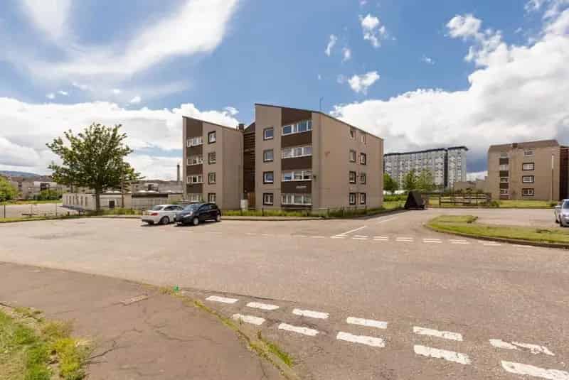 2 Bedroom Flat to Rent in Edinburgh