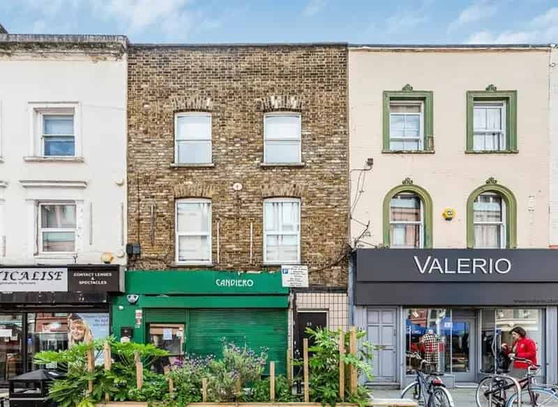 Refurbished 2-Bedroom Apartment Near Waterloo Station