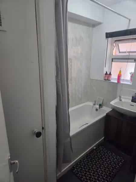 3 Bedroom Massionette Near Longbridge Northfield