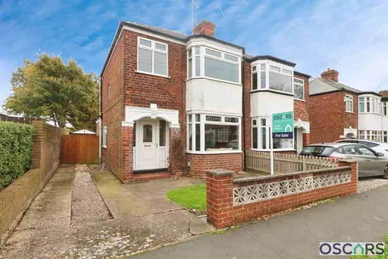 3 Bedroom Semi-Detached House for Sale