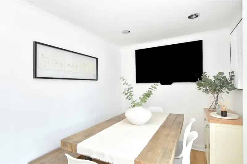3 Bedroom Cottage For Sale Near Countryside Walks