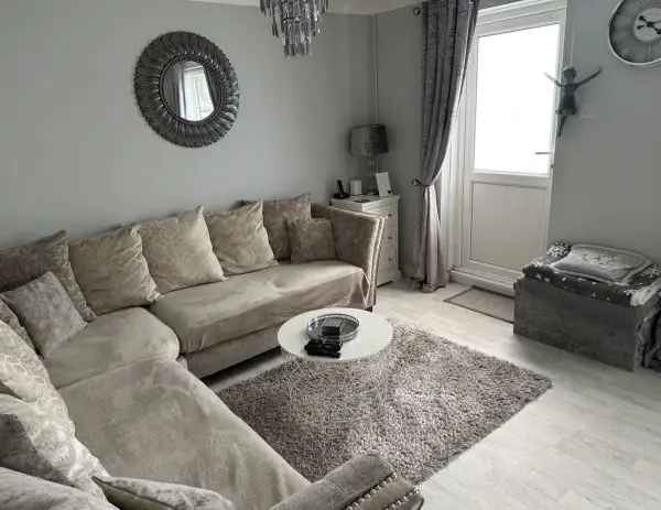 House For Rent in Chichester, England