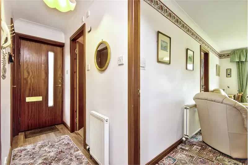 2 Bed Semi-Detached Bungalow Cupar Near St Andrews and Dundee