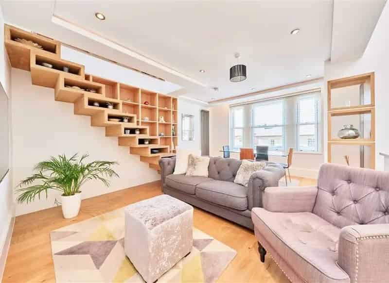 Spacious Split Level Period Conversion 1061 sq ft