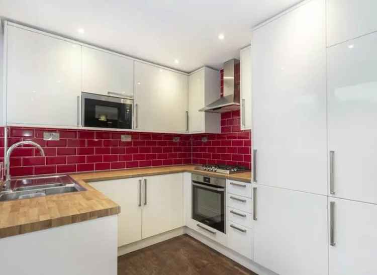 2 Bed Split Level Apartment Kennington Central London