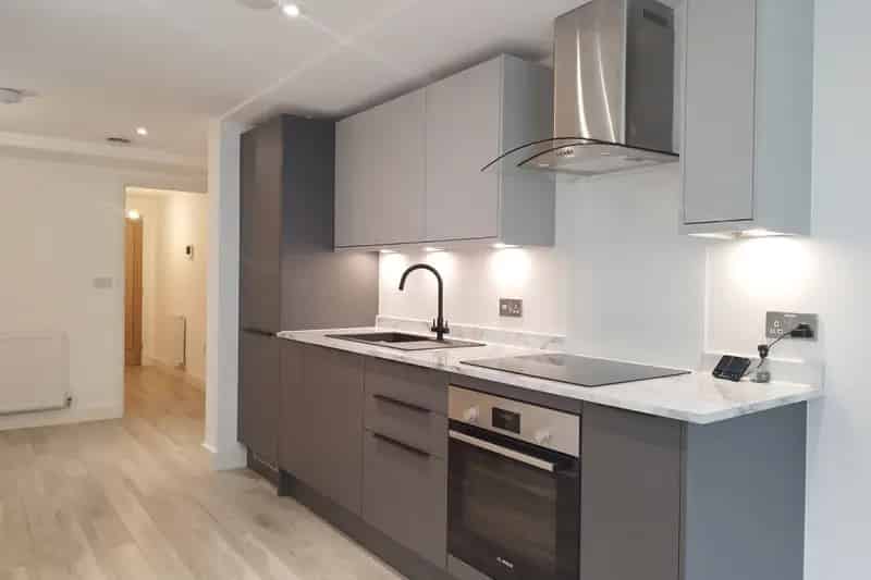 Spacious Studio Flat to Rent in Hanwell