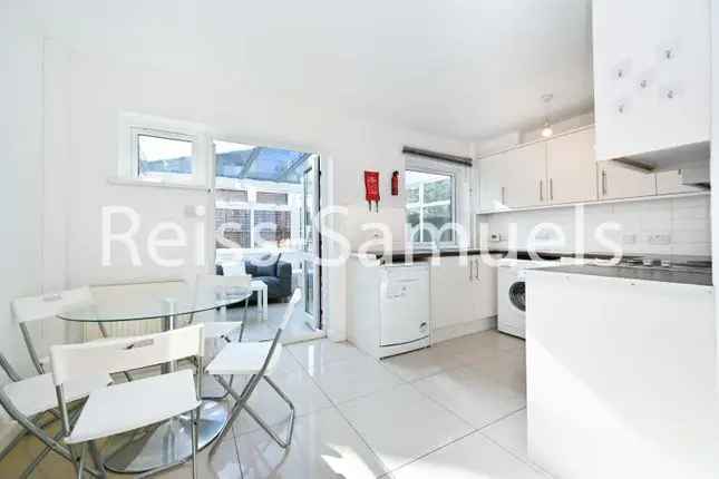 Semi-detached house to rent in Ironmongers Place, Isle Of Dogs, Canary Wharf, London E14