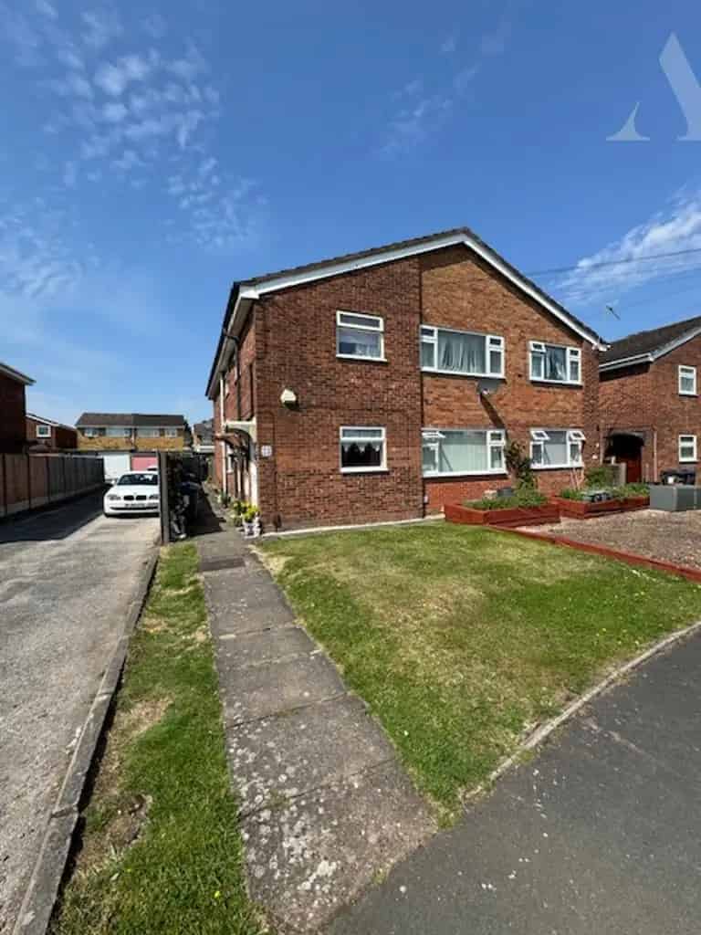 2 Bedroom Maisonette To Rent