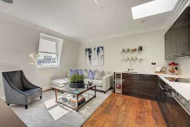 Luxury 2-Bedroom Apartment Kensington Gardens Square W2