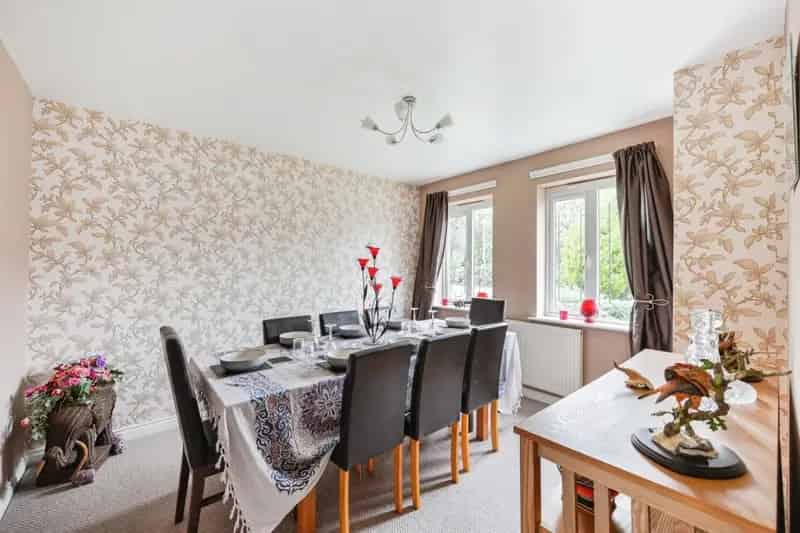 Spacious Family Home with Refitted Bathrooms and Large Garden