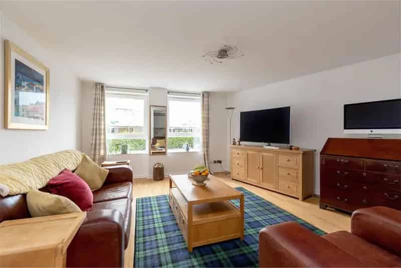 1 Bed Flat Ground Floor Tollcross Edinburgh