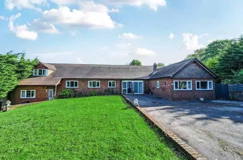 4 Bed Detached Bungalow for Sale in Dummer No Onward Chain