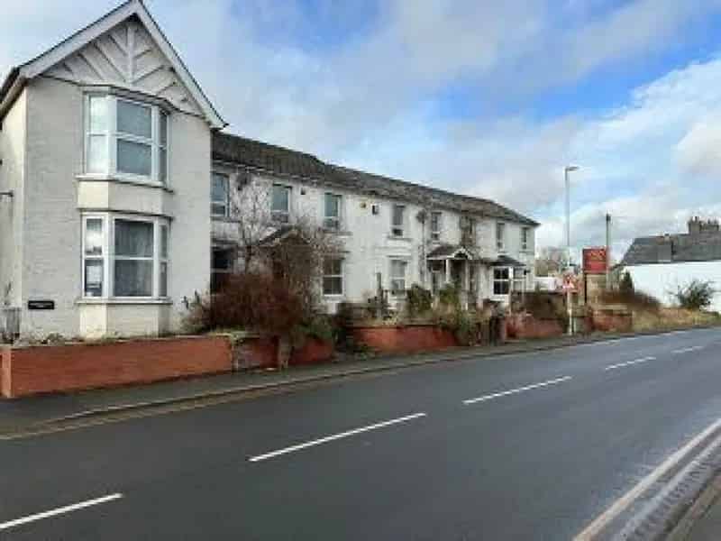 Former Pub with Planning Permission for 3 Houses - Ample Parking