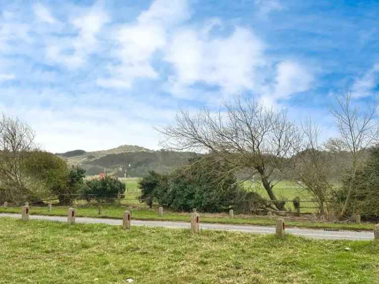 3 Bedroom Semi Detached House for Sale Camber East Sussex