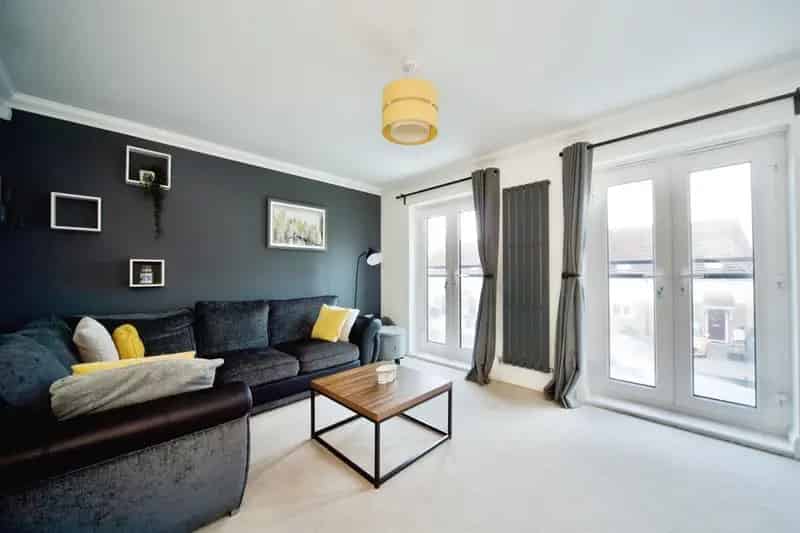Four Bedroom Semi-Detached Family Home Near Hertford Regional College