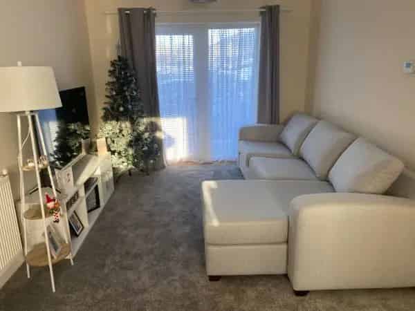1 Bedroom Ground Floor Flat Near Town Centre