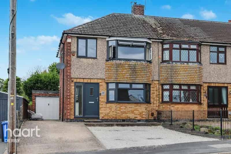 3 Bedroom Semi Detached House For Sale