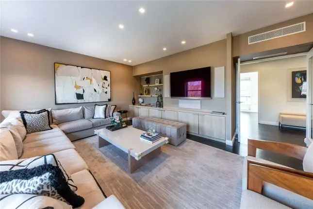 Luxury Penthouse Apartment for Sale in Cadogan Place Knightsbridge