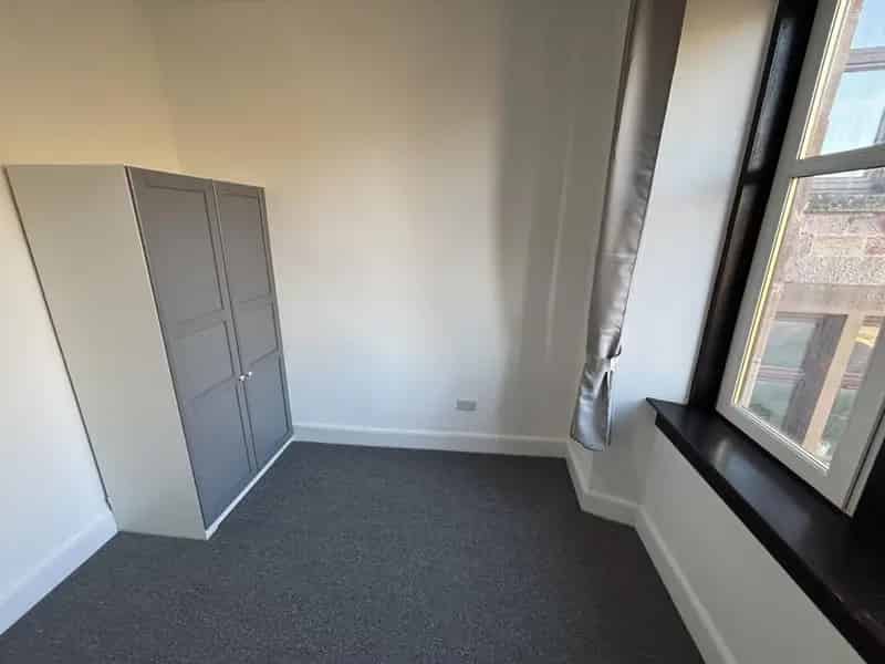 2 Bedroom Flat to Rent Available Now