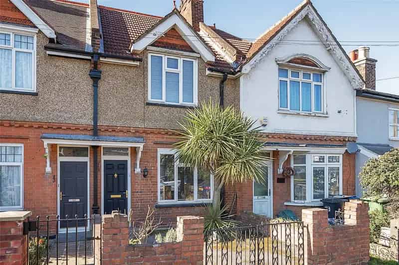 2 Bedroom House for Sale in Morden
