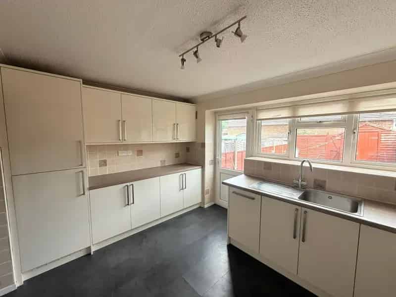 House For Rent , Lonsdale Drive, Gillingham, England