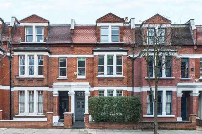 Terraced house for sale in Calabria Road, Highbury Fields, Highbury, Islington N5