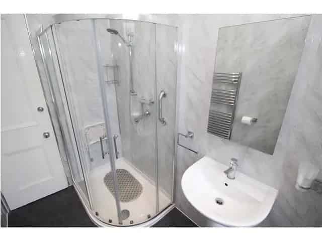 2 Bedroom Flat for Sale Ground Floor Modern Stylish Home