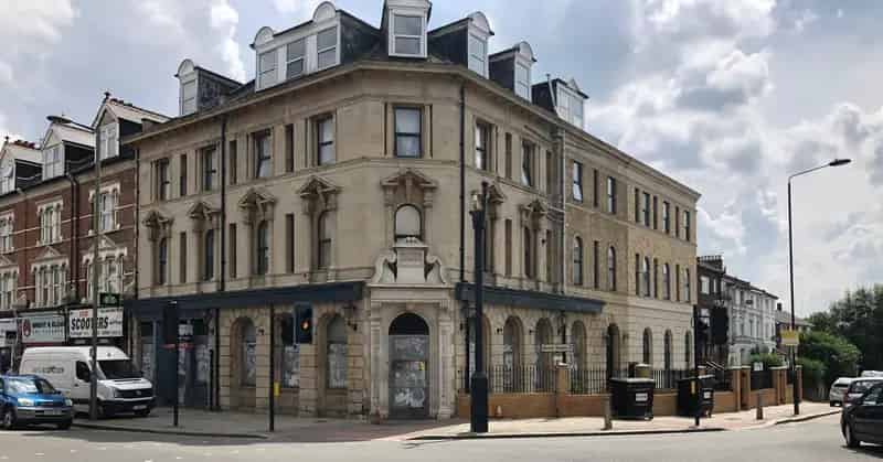 Freehold Former Pub with Planning for 2 Flats & 4 HMO Units + 6 Self Contained Flats