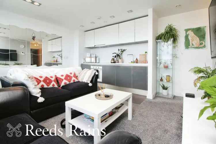 1 Bedroom Flat for Sale Albert Dock Views Liverpool L1