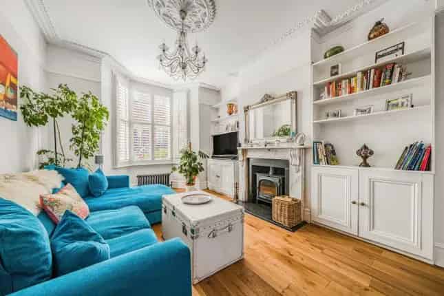 Four Double Bedroom Victorian House Highbury London