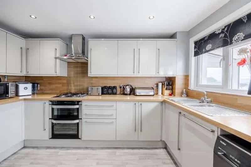 3 Bed End Terrace House for Sale