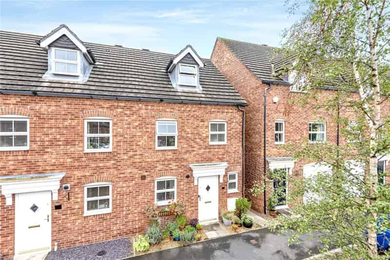 3-Bedroom Townhouse in Church Fenton
