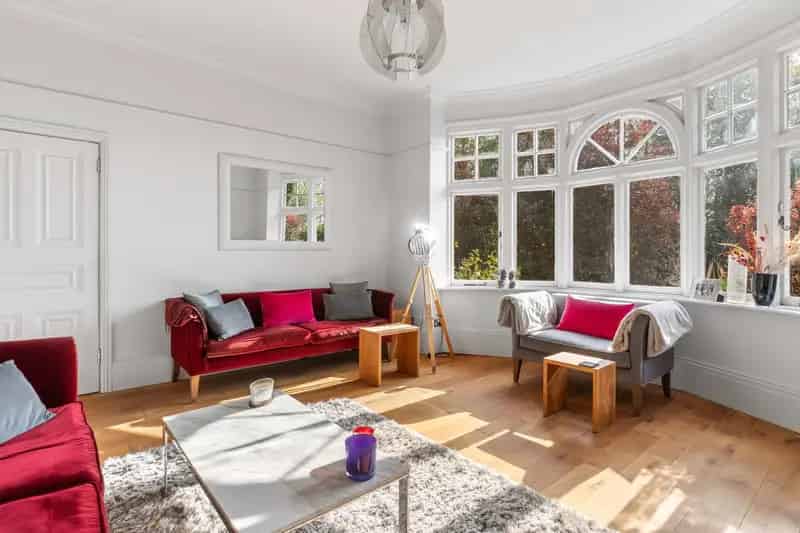 5 6 Bedroom Edwardian House Brentwood Near Station