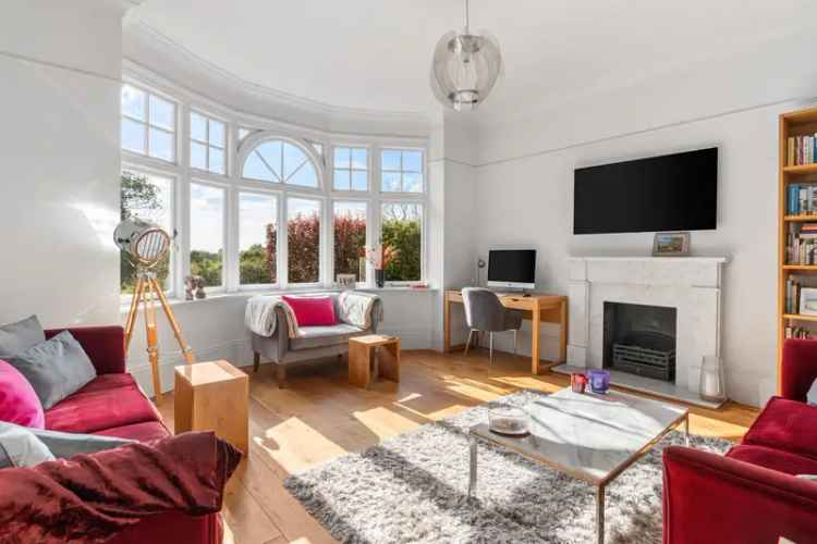 Semi-Detached House for sale with 5 bedrooms, Weald Road, Brentwood