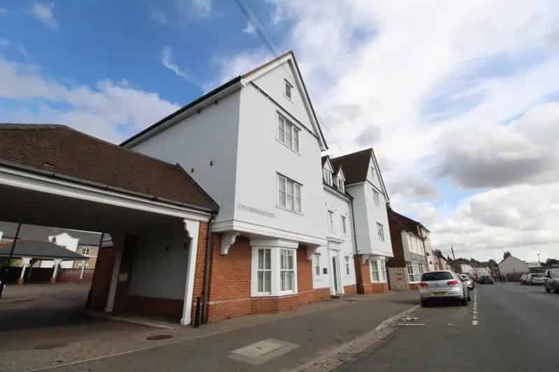 2 bedroom Flat
 For Sale