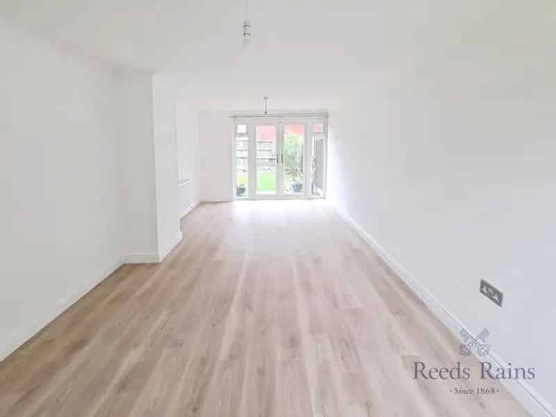 3 Bedroom Mid Terrace House to Rent Liverpool